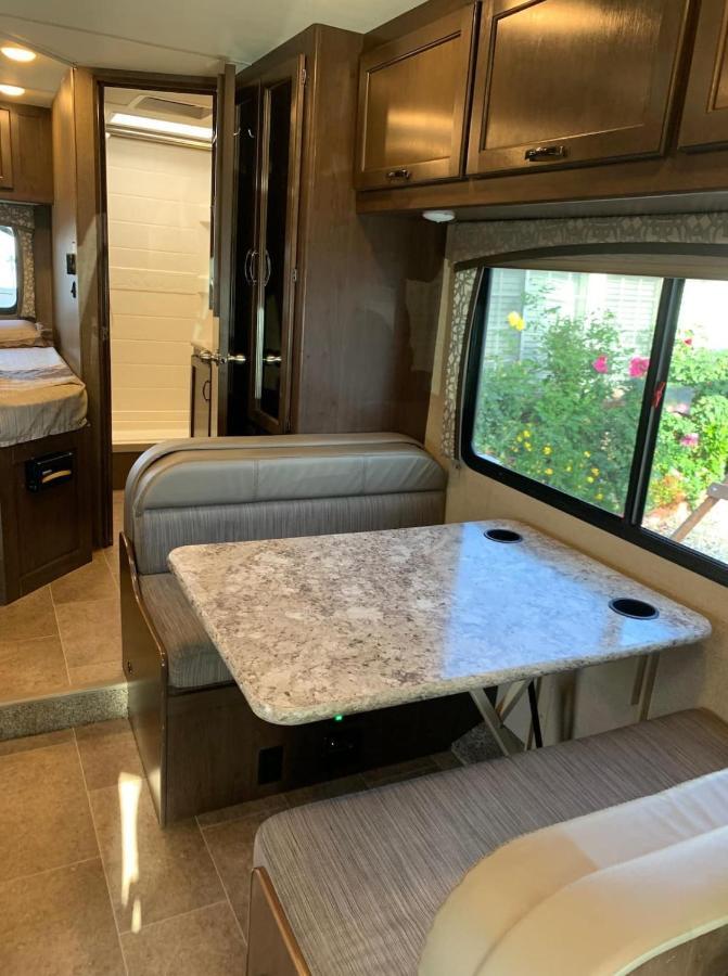 Aj-Xl Rv Rental Los Angeles Exteriér fotografie